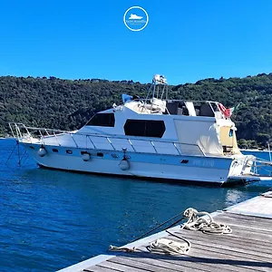 Bateau-hôtel Yachtannablu, Porto Venere